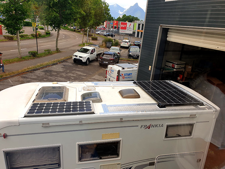Installation solaire sur camping-car